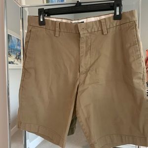 Banana Republic Mens short size 32, Auden short